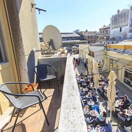 Apartament Spacious & Smart Center